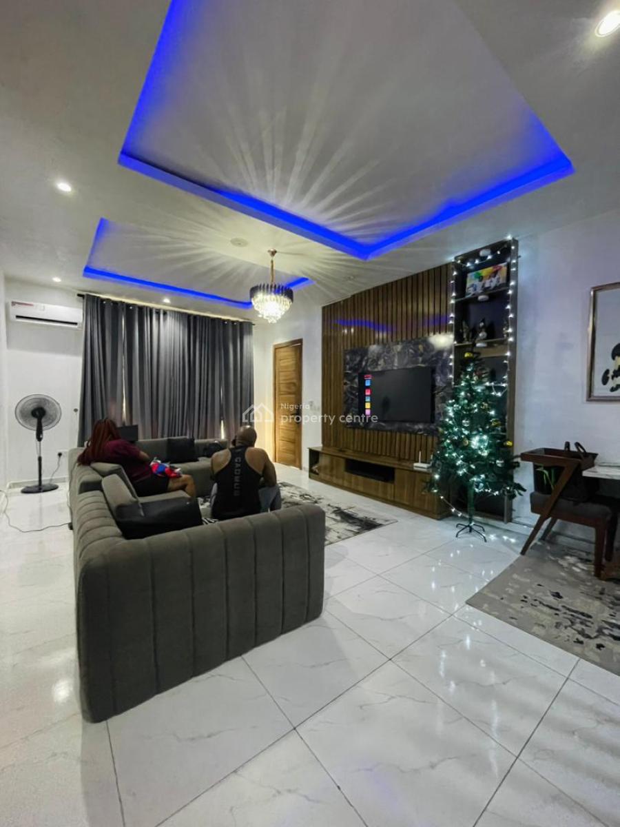 Unfurnished 2 Bedroom Apartment, Conservation, Lekki, Lagos, Block of Flats for Sale