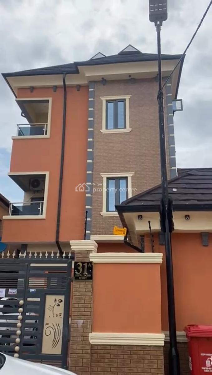 Newly Built Well Maintained Built Block of Flats( Mini & Self), Shomolu, Lagos, Block of Flats for Sale