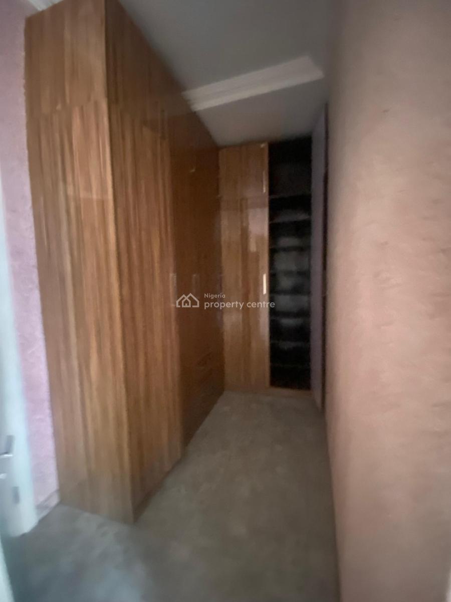 4 Bedrooms Terrace, Lekki Phase 2, Lekki, Lagos, House for Rent