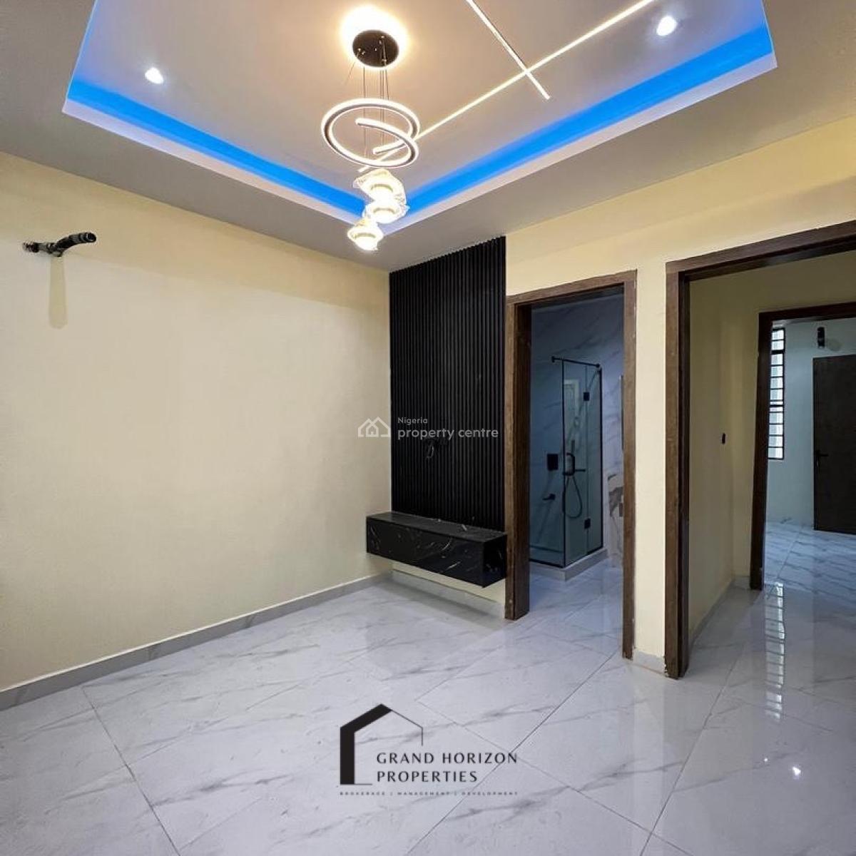 an Elegant 2 Bedroom Flat with Bq, Lekki Phase 1, Lekki, Lagos, Flat / Apartment for Sale