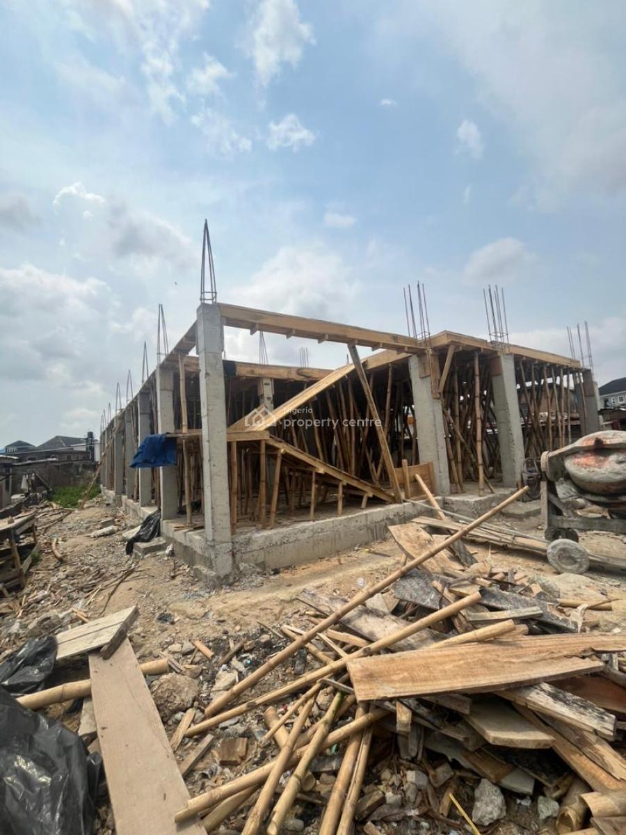 1 Bedroom Apartment in Atunbi Court Itire Off Lawanson, Itire-ikate, Surulere, Lagos, Self Contain (single Rooms) for Sale