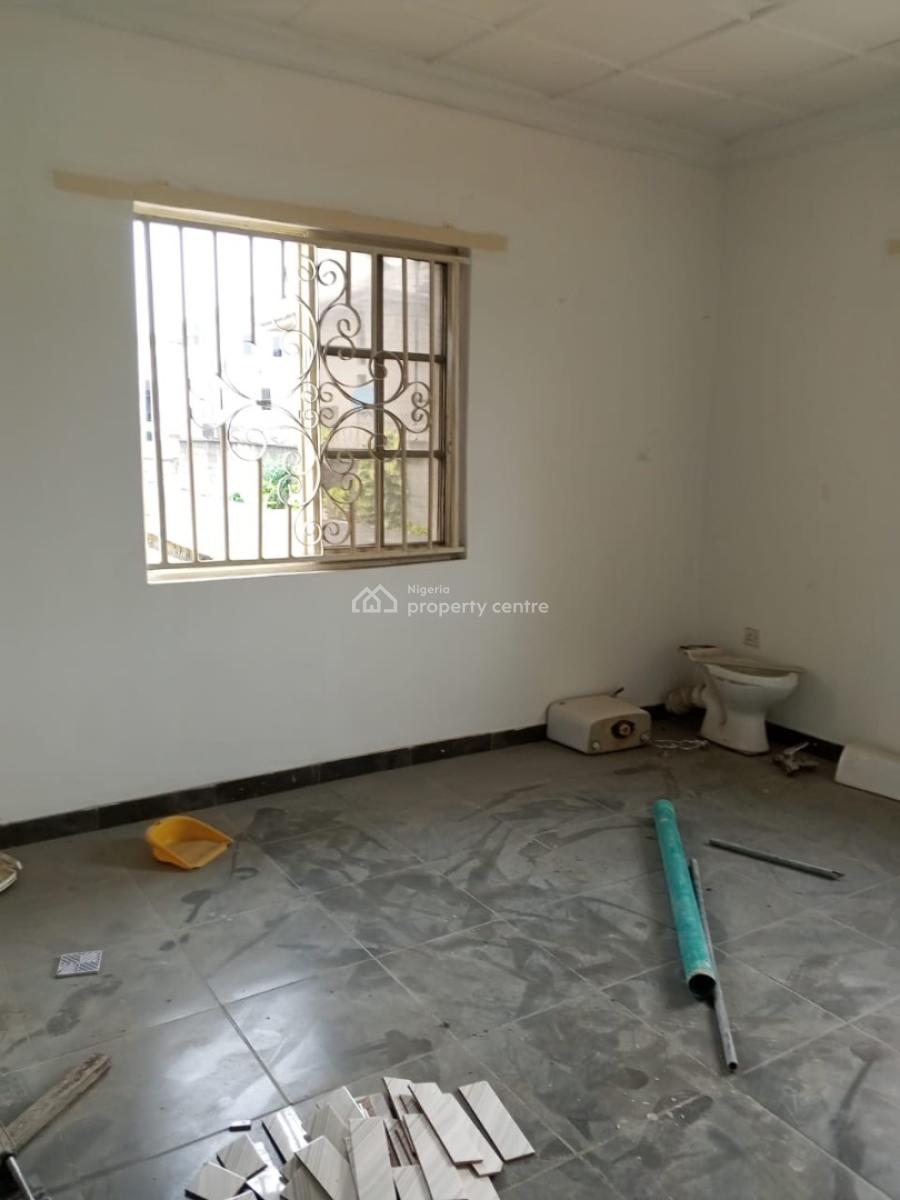 Neatly Renovated 4 Bedroom Flat, Pako, Gra, Ogudu, Lagos, House for Rent