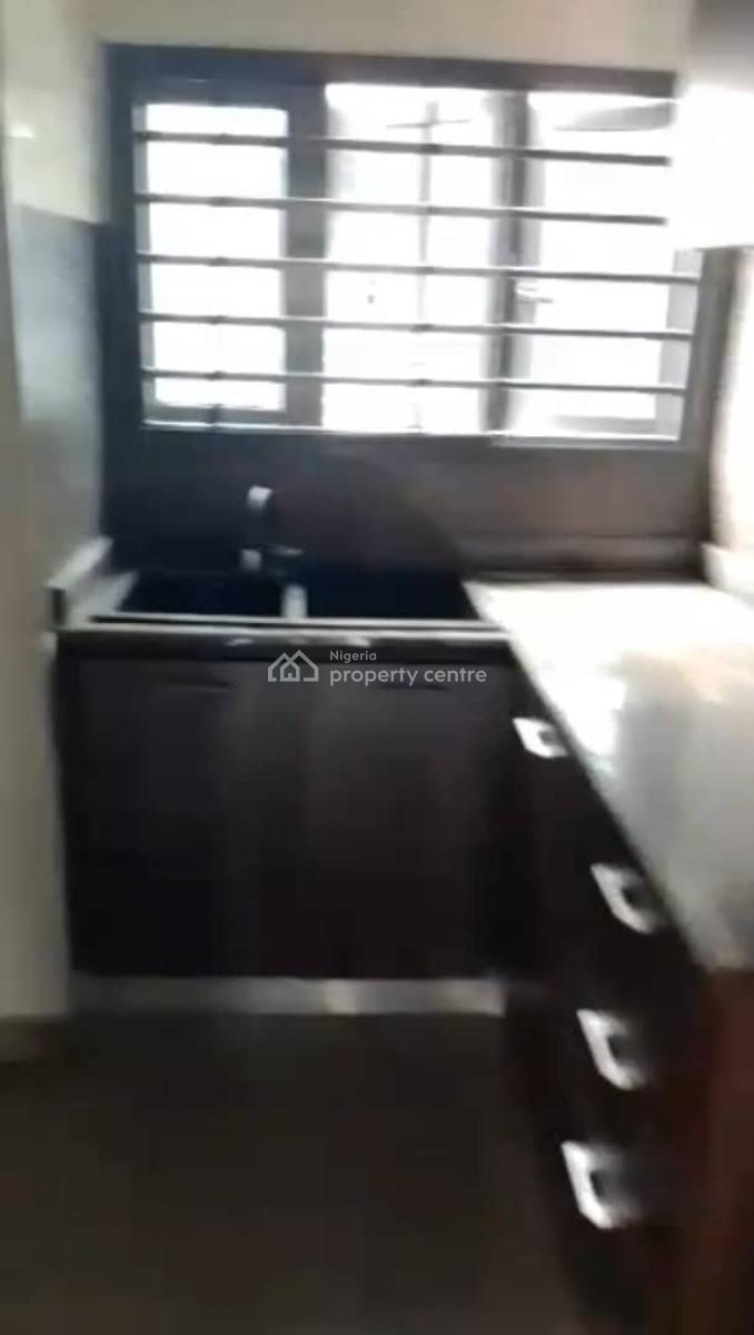 Lovely 3bedroom Flat, Anthony, Maryland, Lagos, Flat / Apartment for Rent