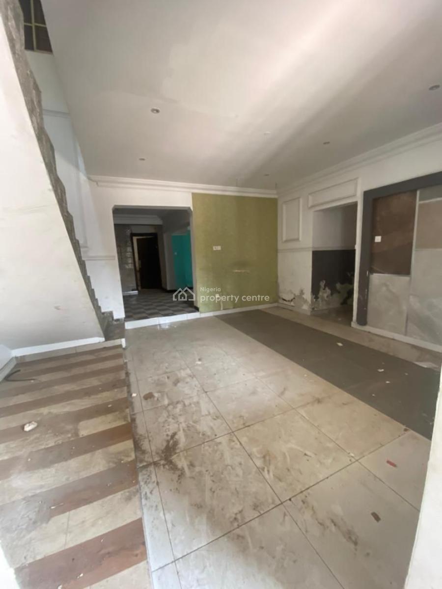 Lovely 3 Bedroom Semi Detached Duplex with Bq, Lekki Phase 1, Lekki, Lagos, Office Space for Rent