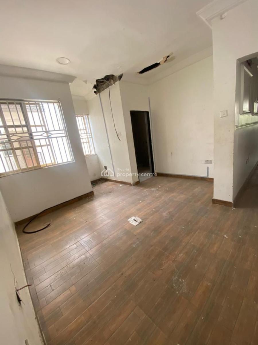Lovely 3 Bedroom Semi Detached Duplex with Bq, Lekki Phase 1, Lekki, Lagos, Office Space for Rent