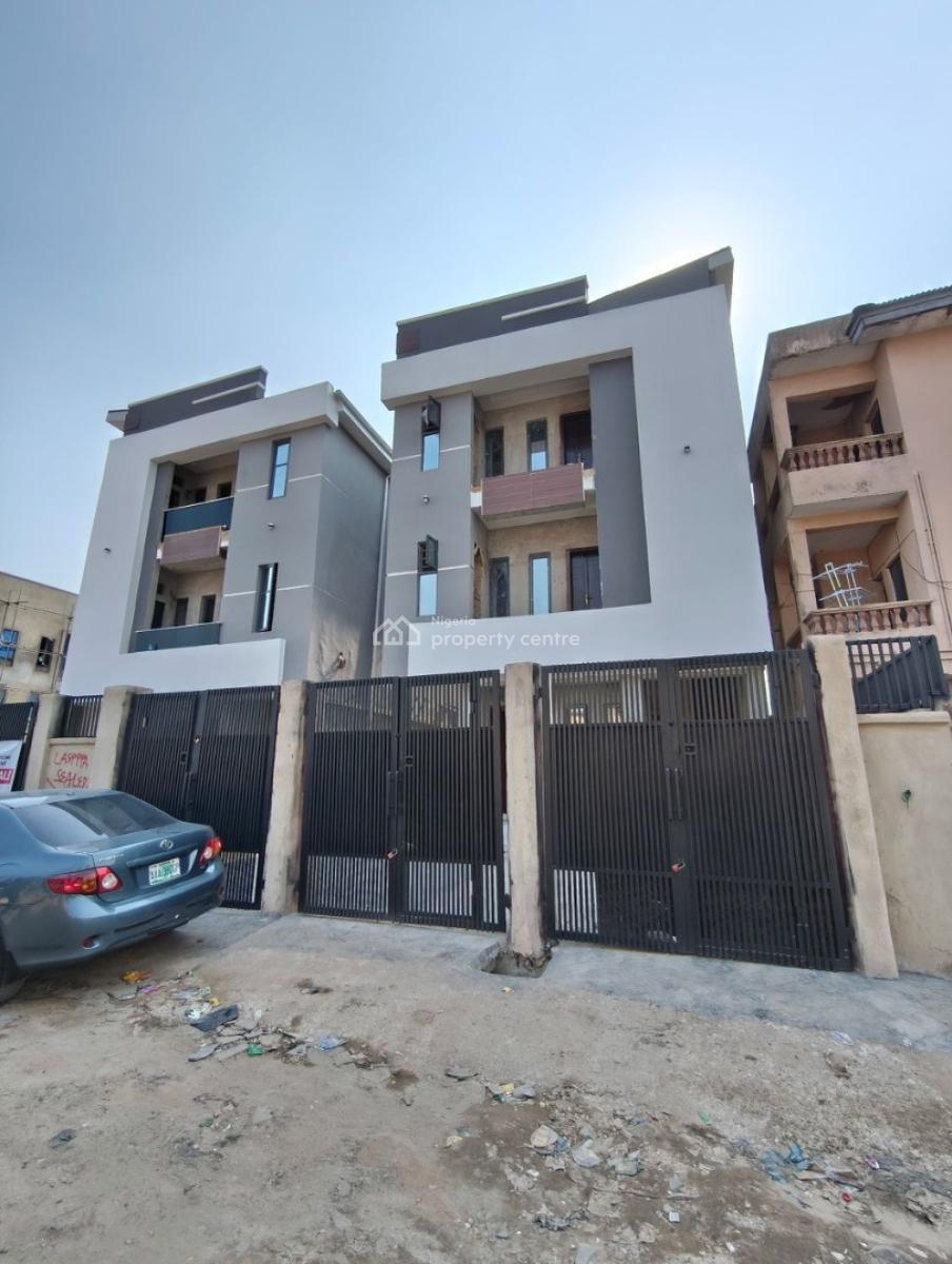 Spacious and Standard 2 Bedroom Apartment with Excellent Facilities, in a Serene and Secured Neighborhood, Gbagada, Lagos, Flat / Apartment for Sale