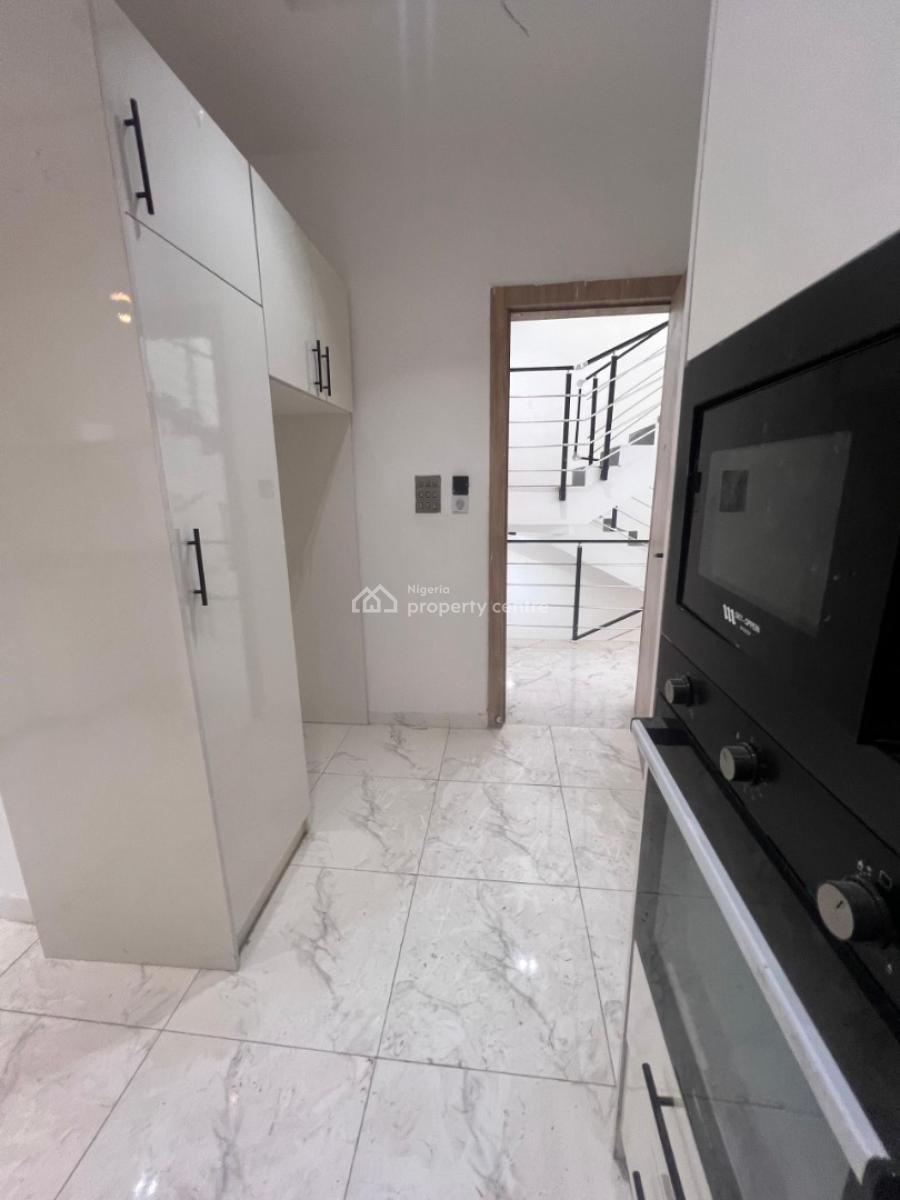 4 Bedroom Terrace Duplex Available, Ologolo, Lekki, Lagos, Terraced Duplex for Sale