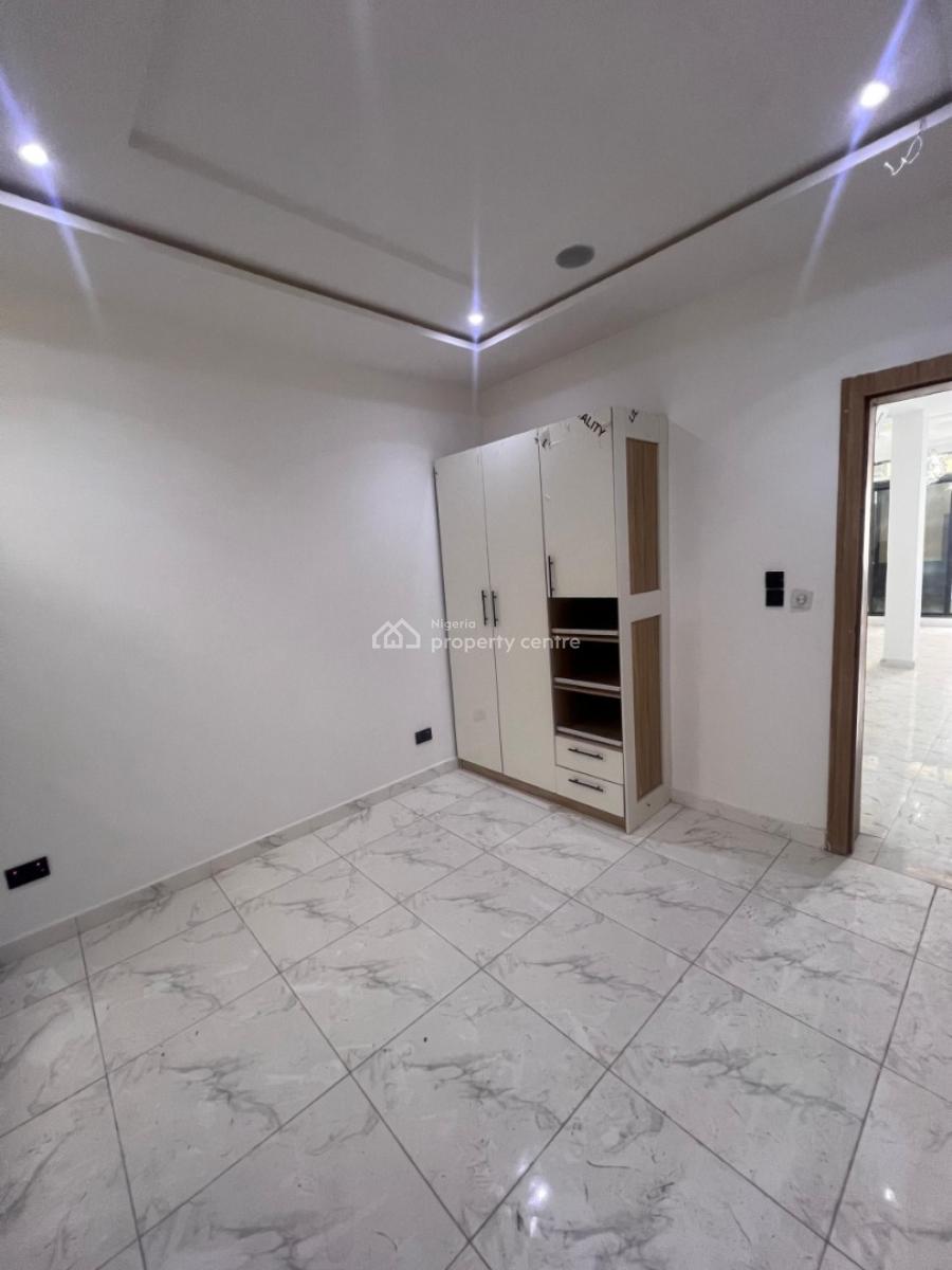 4 Bedroom Terrace Duplex Available, Ologolo, Lekki, Lagos, Terraced Duplex for Sale