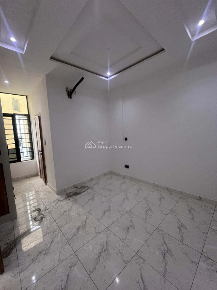 4 Bedroom Terrace Duplex Available, Ologolo, Lekki, Lagos, Terraced Duplex for Sale