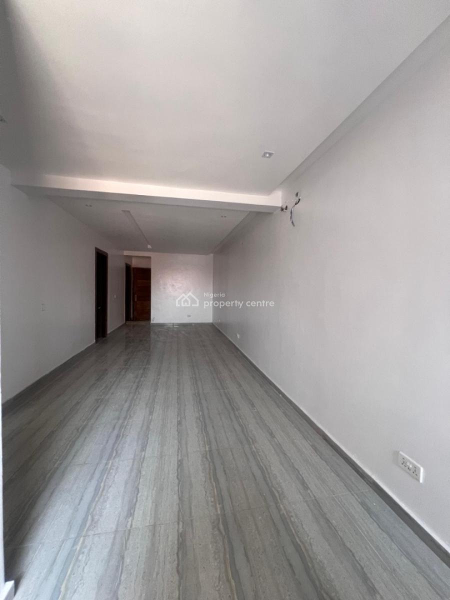 2 Bedroom Apartment Available, Ologolo, Lekki, Lagos, Flat / Apartment for Sale