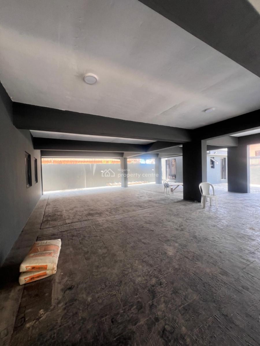 2 Bedroom Apartment Available, Ologolo, Lekki, Lagos, Flat / Apartment for Sale