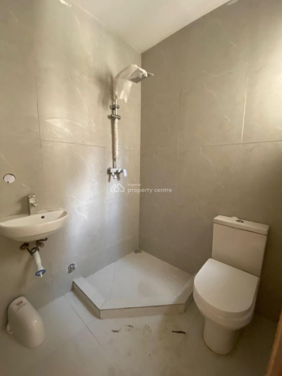 Brand New and Serviced 3 Bedroom En-suite Flat with Fitted Kitchen Cab, Before Chevron Drive 2nd Toll, Osapa, Lekki, Lagos, Flat / Apartment for Rent