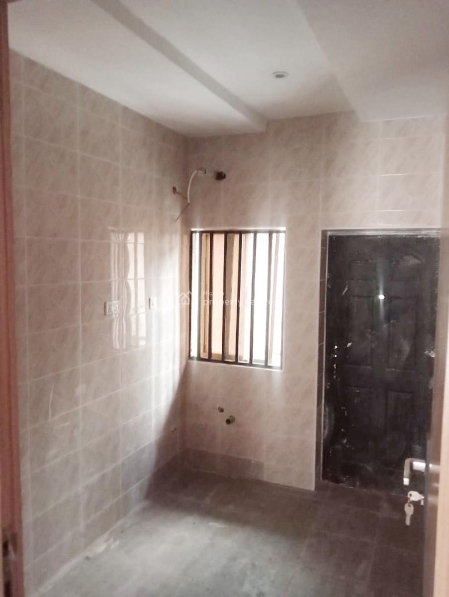 Luxury Renovated 3 Bedroom Flat, Gra Phase 1, Magodo, Lagos, Flat / Apartment for Rent