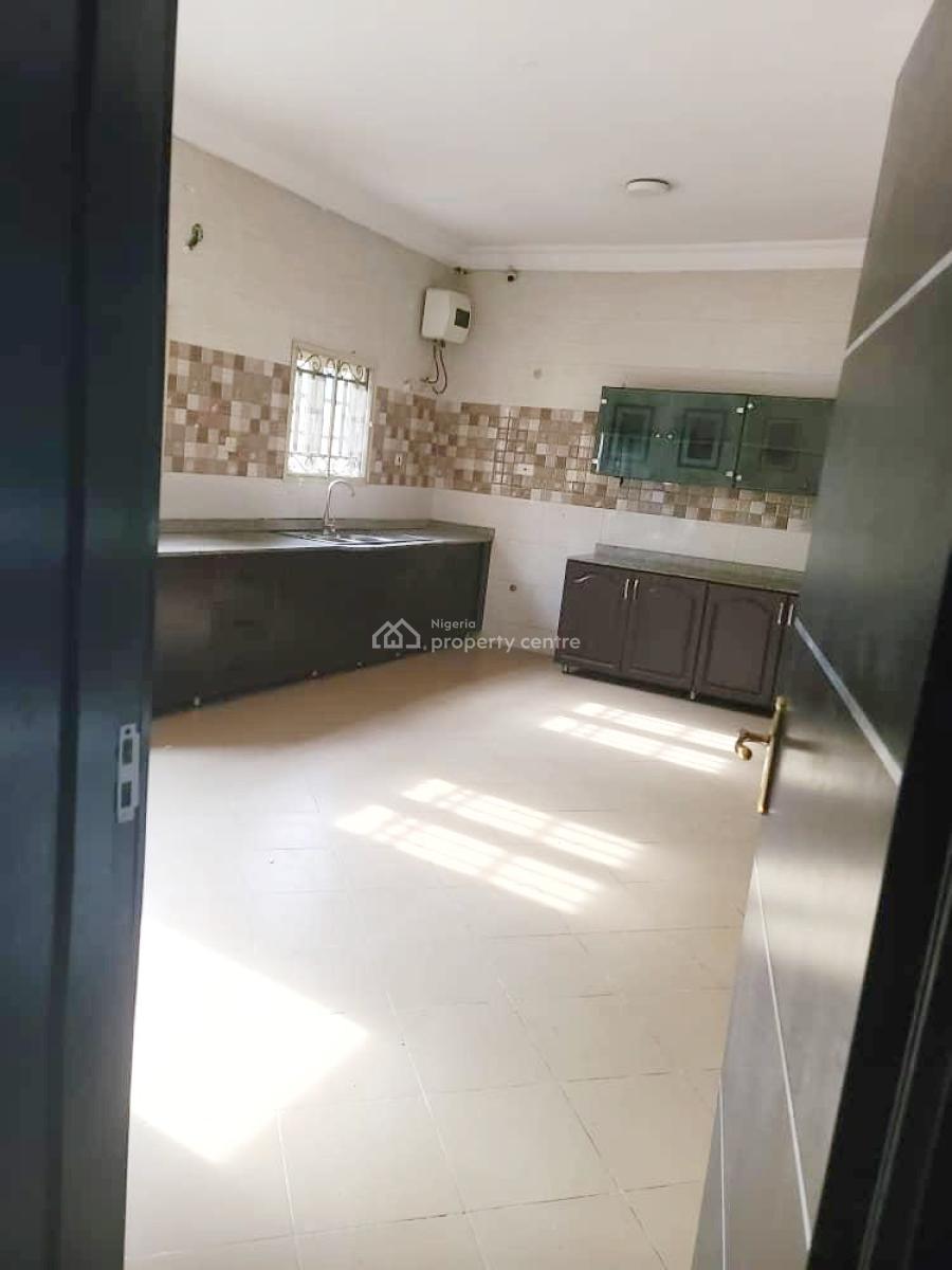 Luxury 5 Bedroom Detached Duplex with Bq, Gra Phase 2, Magodo, Lagos, Detached Duplex for Rent