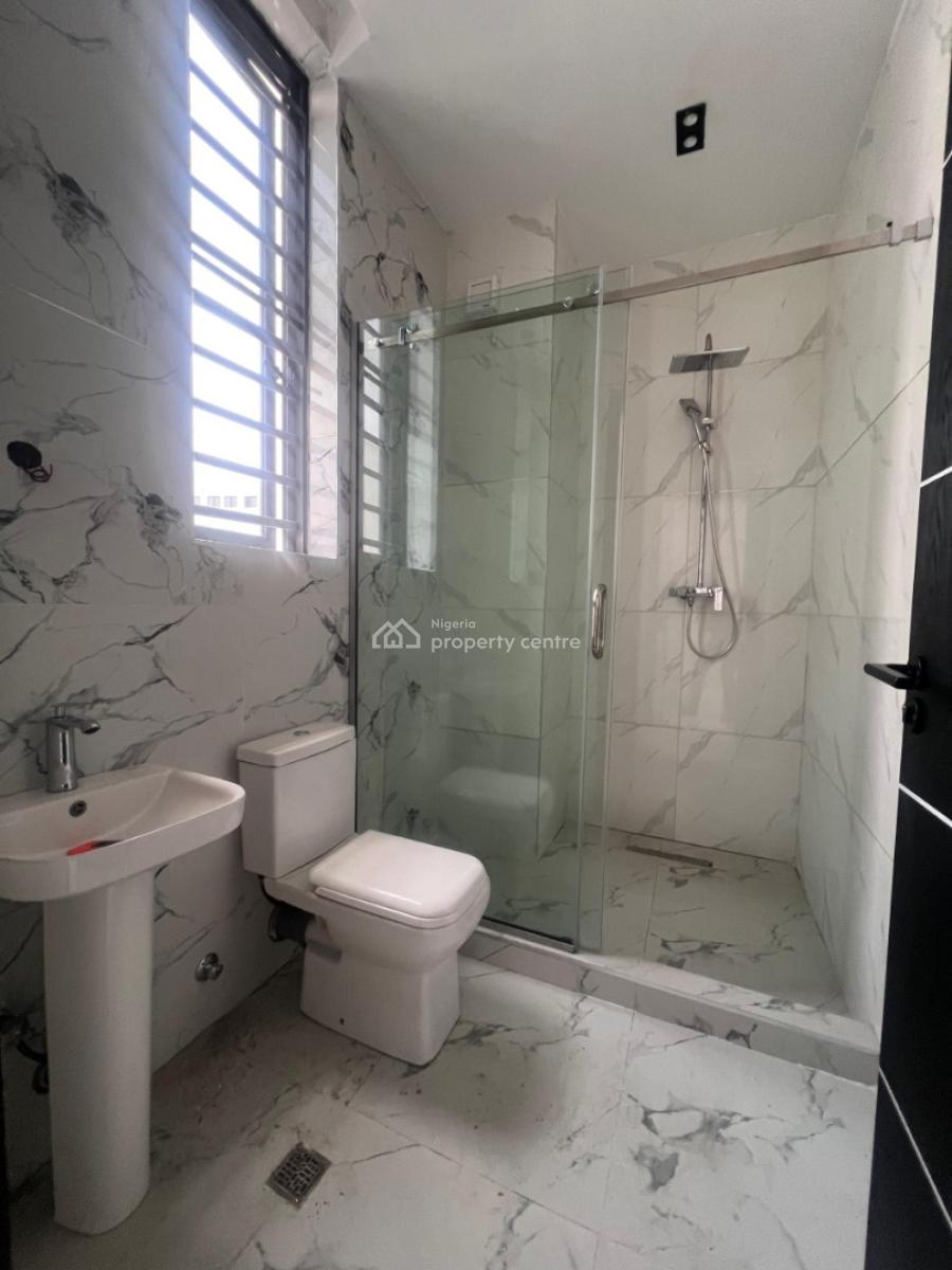 1 Bedroom Apartment Available, Ologolo, Lekki, Lagos, Flat / Apartment for Sale