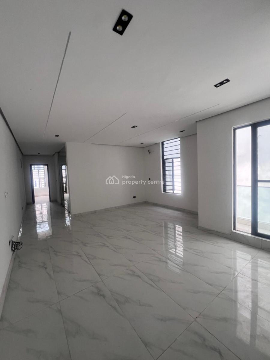 1 Bedroom Apartment Available, Ologolo, Lekki, Lagos, Flat / Apartment for Sale