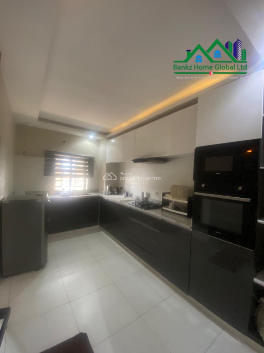 Fully Furnished 2bedroom Penthouse, Lekki Phase 1, Lekki, Lagos, Flat / Apartment for Rent