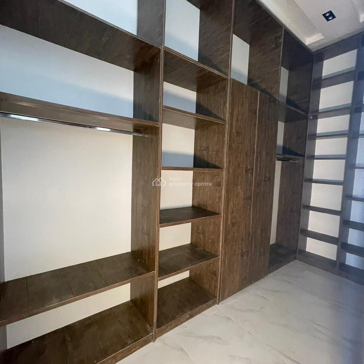 Spacious 3 Bedroom Terrace Duplex with Bq (self Compound ), Spacious 3 Bedroom Terrace Duplex with Bq (self Compound ), Ikota, Lekki, Lagos, Terraced Duplex for Sale