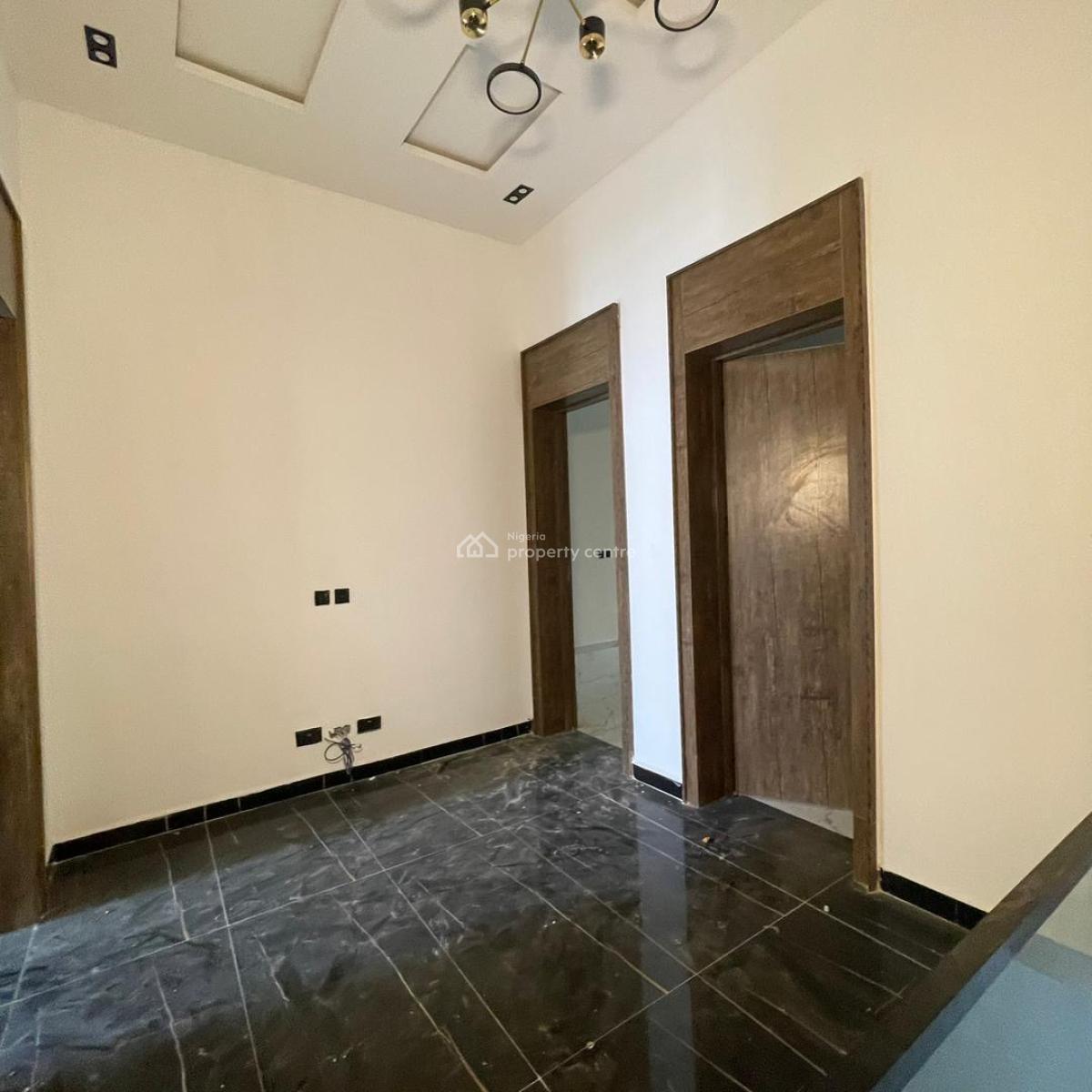 Spacious 3 Bedroom Terrace Duplex with Bq (self Compound ), Spacious 3 Bedroom Terrace Duplex with Bq (self Compound ), Ikota, Lekki, Lagos, Terraced Duplex for Sale