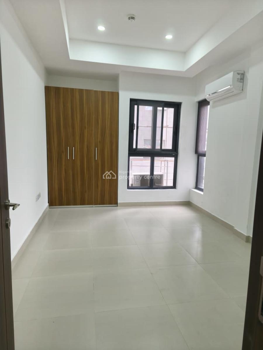 Luxury and Executive 3 Bedroom Apartment with Bq, Lekki Phase 1, Lekki, Lagos, Flat / Apartment for Rent