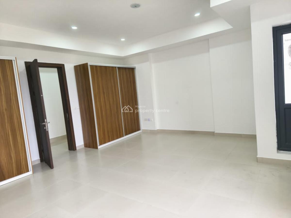 Luxury and Executive 3 Bedroom Apartment with Bq, Lekki Phase 1, Lekki, Lagos, Flat / Apartment for Rent