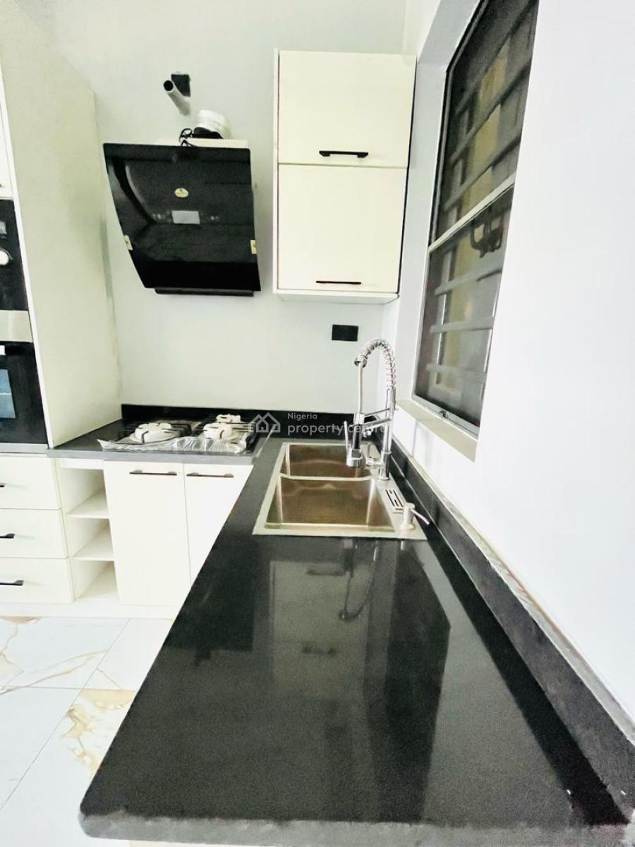 2 Bedroom Apartment Available, Ikate Elegushi, Lekki, Lagos, Flat / Apartment for Sale