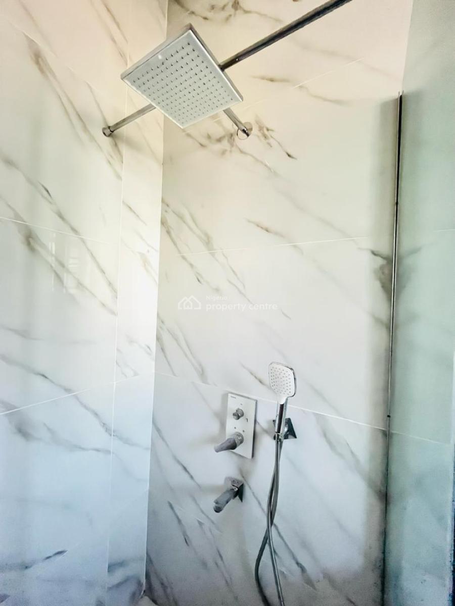 2 Bedroom Apartment Available, Ikate Elegushi, Lekki, Lagos, Flat / Apartment for Sale