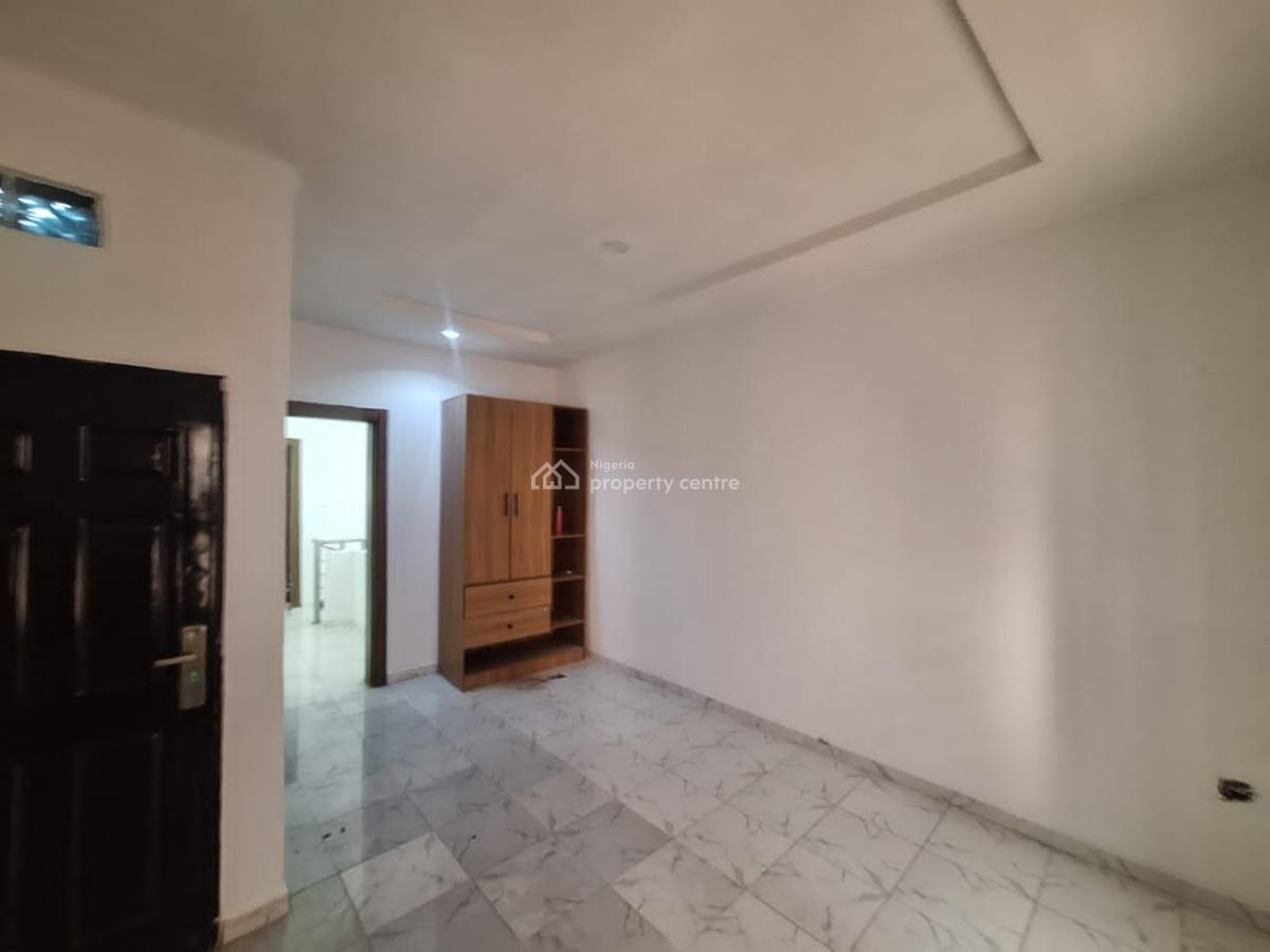 Sharp Lovely 3 Bedroom Terrace Duplex, Ikota Gra Lekki Eti-osa Lagos, Ikota, Lekki, Lagos, Terraced Duplex for Rent