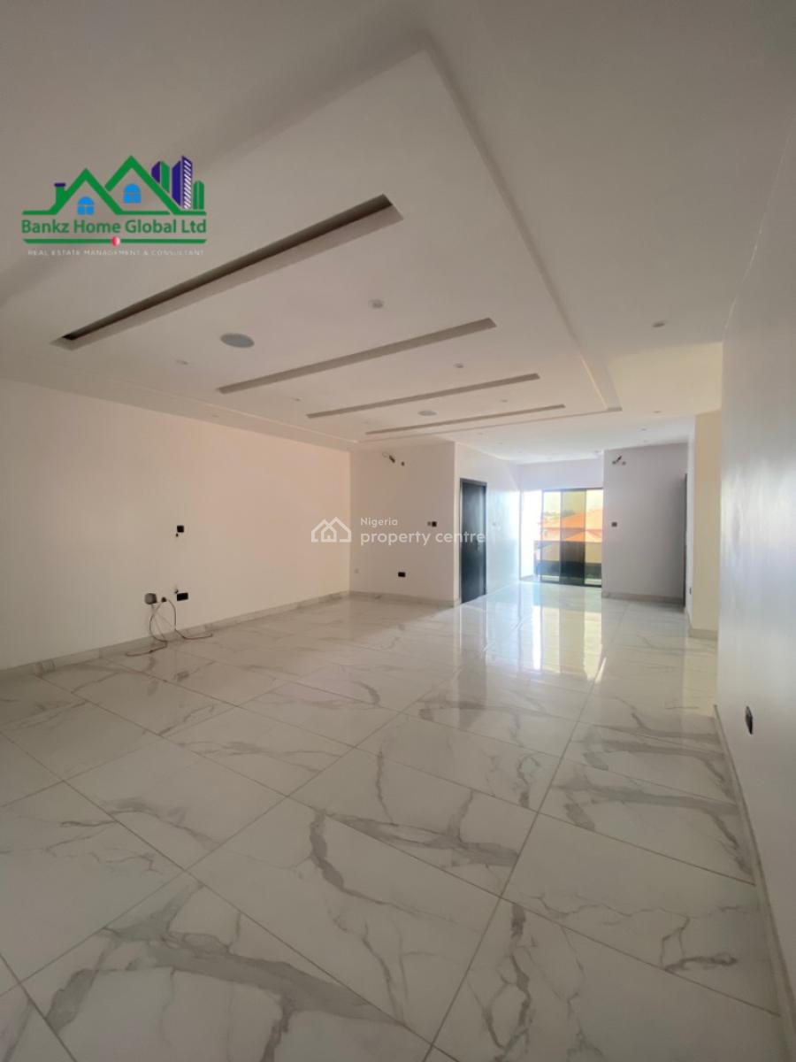 Fully Serviced 3bedroom Apartment with a Bq, Lekki Phase 1, Lekki, Lagos, Flat / Apartment for Rent