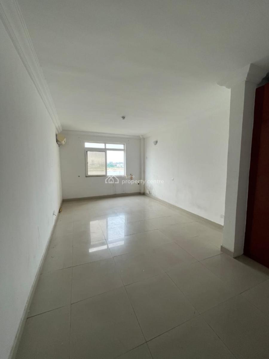 Waterfront 3 Bedroom Apartment, Lekki Phase 1, Lekki Phase 1, Lekki, Lagos, Flat / Apartment for Rent