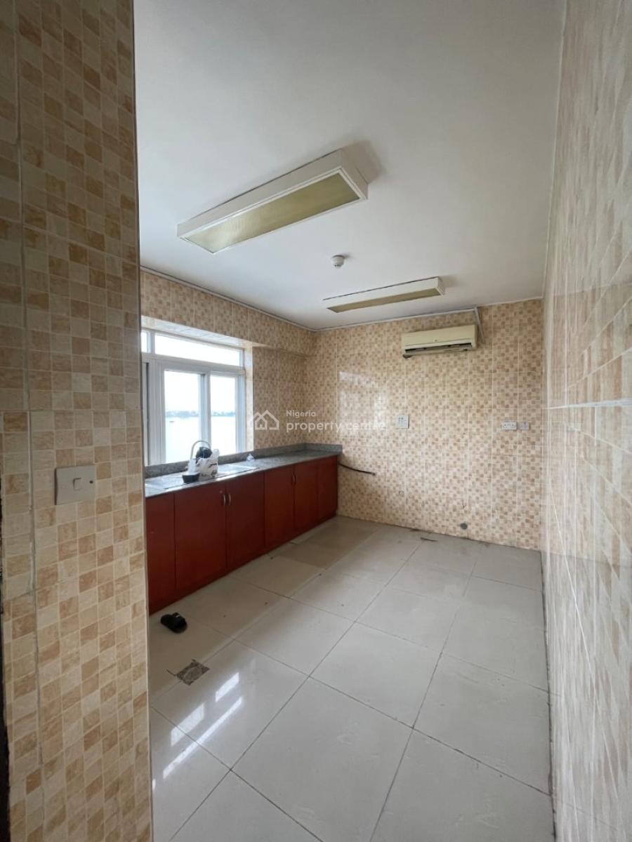 Waterfront 3 Bedroom Apartment, Lekki Phase 1, Lekki Phase 1, Lekki, Lagos, Flat / Apartment for Rent