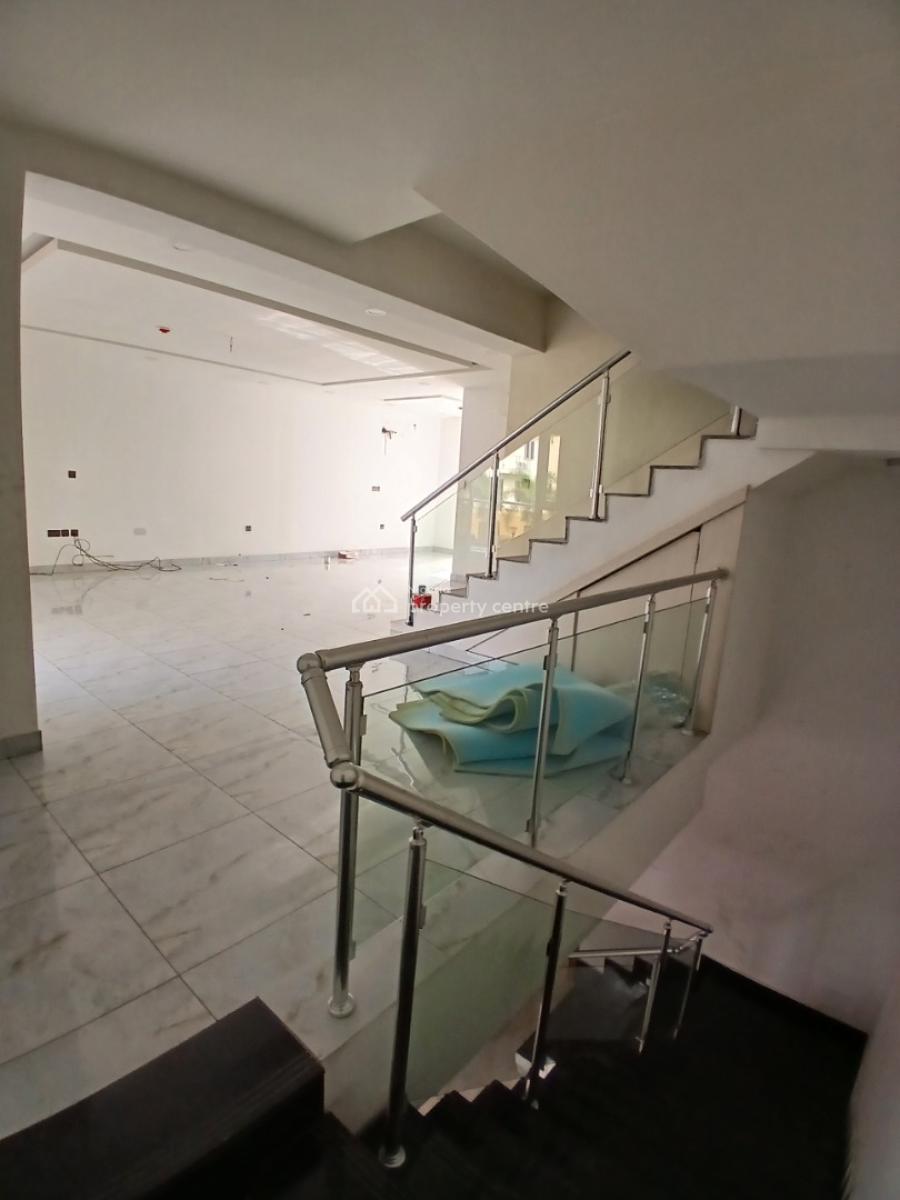 4, Lekki Phase 1, Lekki, Lagos, Terraced Duplex for Rent