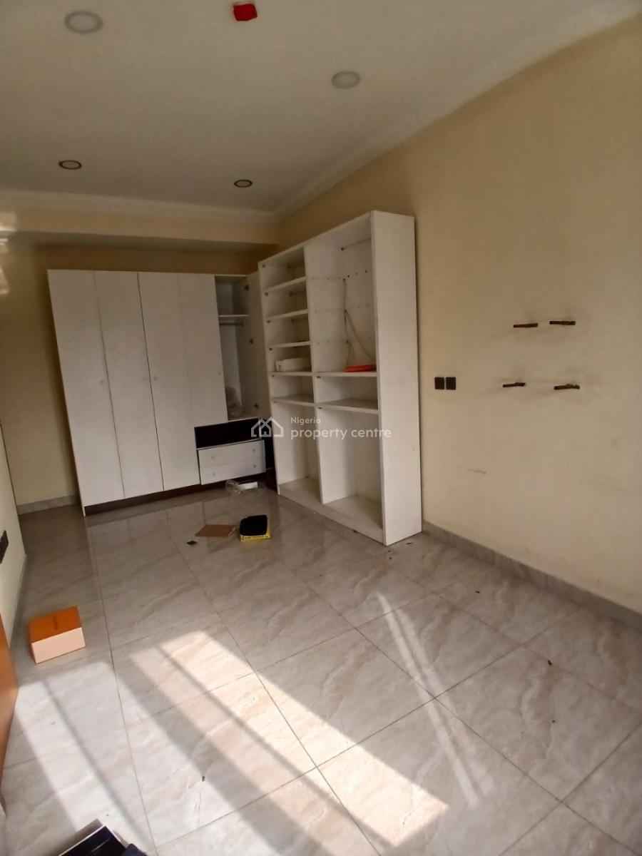 4, Lekki Phase 1, Lekki, Lagos, Terraced Duplex for Rent
