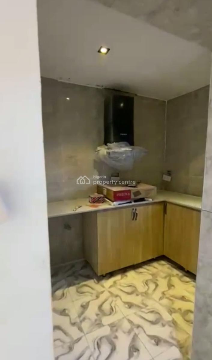 Lease: Newly Built Spacious 2 Bedroom Apartment, Ifako, Gbagada, Lagos, Flat / Apartment for Rent