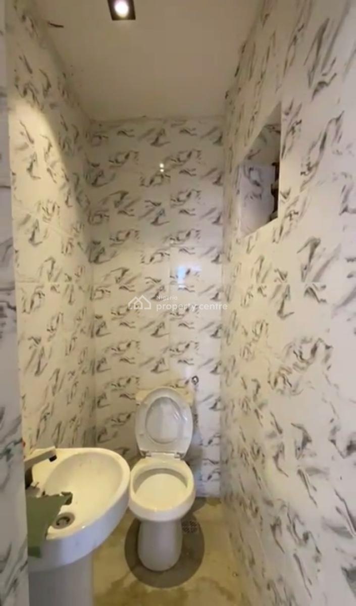 Lease: Newly Built Spacious 2 Bedroom Apartment, Ifako, Gbagada, Lagos, Flat / Apartment for Rent