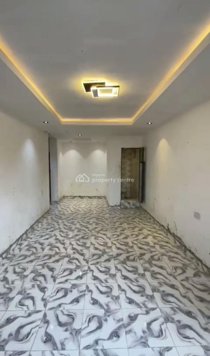 Lease: Newly Built Spacious 2 Bedroom Apartment, Ifako, Gbagada, Lagos, Flat / Apartment for Rent