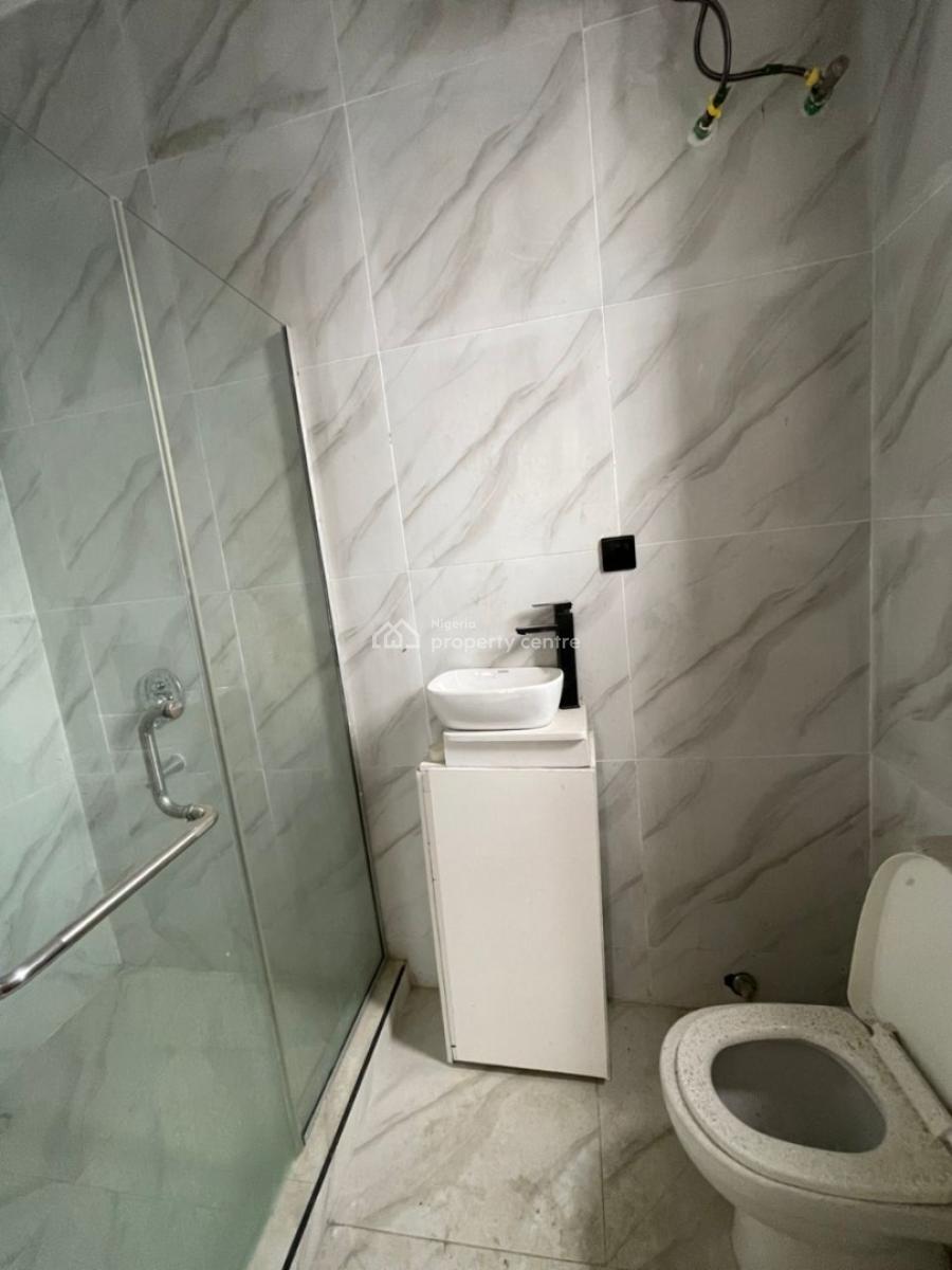 Sharp Lovely 2 Bedroom Apartment, Ologolo Lekki Eti-osa, Ologolo, Lekki, Lagos, Flat / Apartment for Rent