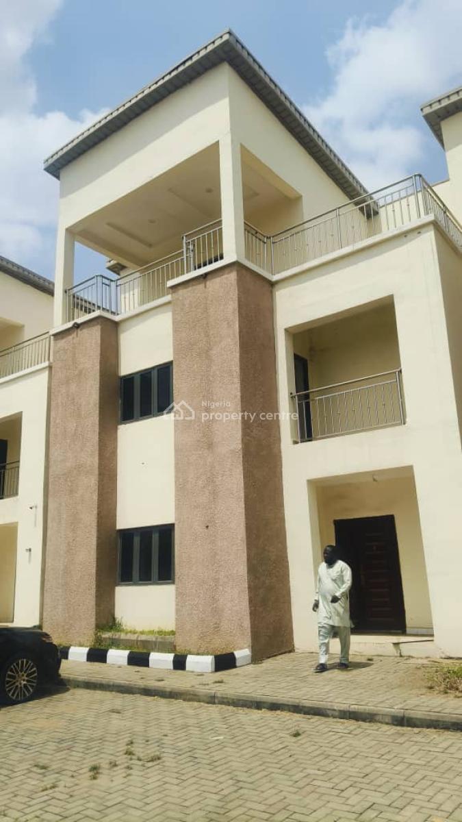 Sweet 5-bedroom Terrace Duplex, National Assembly Quaters, Apo Legislative Quaters, Apo, Abuja, Terraced Duplex for Rent
