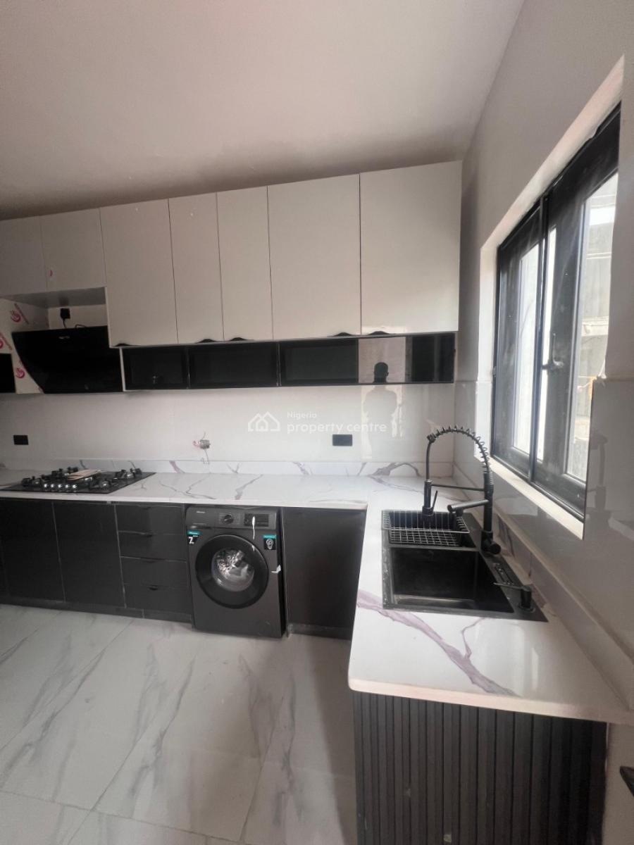 2 Bedroom Apartments with Bq Available, Ikate Elegushi, Lekki, Lagos, Flat / Apartment for Sale