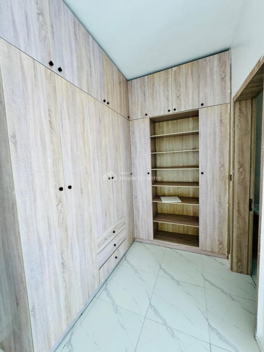 4-bedroom Terrace with Self Compound in a Secure Estate, Ikota, Lekki, Lagos, Terraced Duplex for Sale