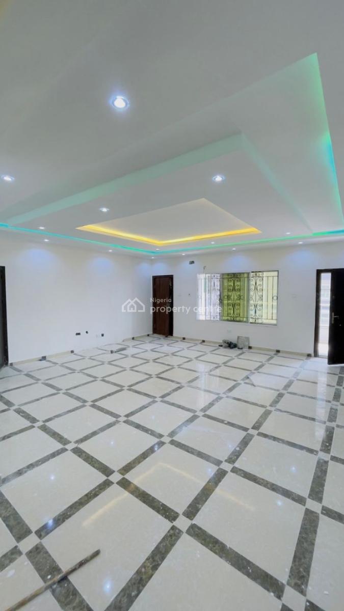 Newly Renovated 3bedroom Flat with a Room Bq at Horizon 1 Estate on Ku, Horizon 1 Estate on Kusenla Road at Ikate., Ikate, Lekki, Lagos, House for Rent