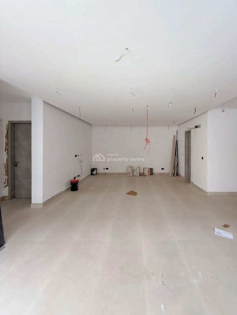 2 Bedroom Serviced Apartment with Elevator, Gym, Rooftop & Pool, Lekki Phase 1, Lekki, Lagos, Flat / Apartment for Sale