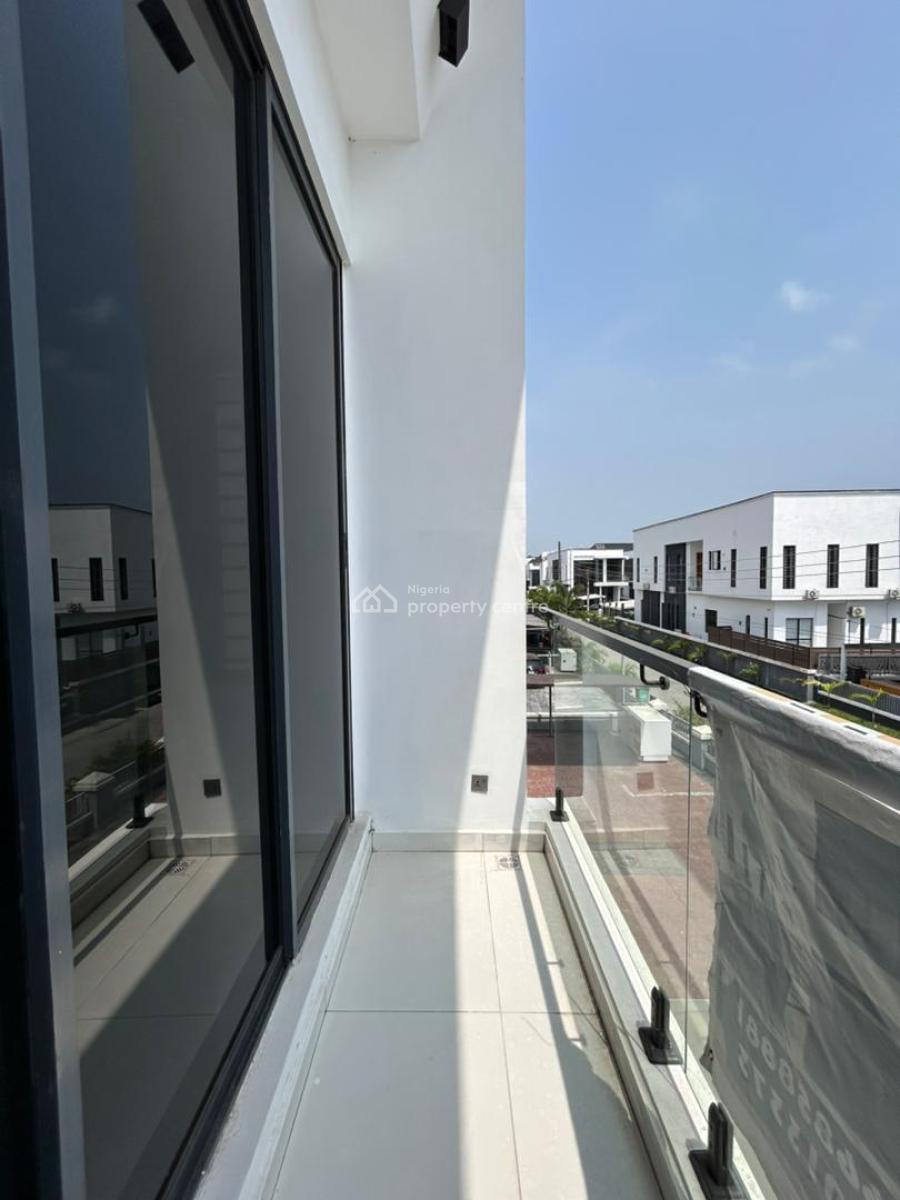 5-bedroom Detached House + Bq, Ikota, Lekki, Lagos, House for Sale