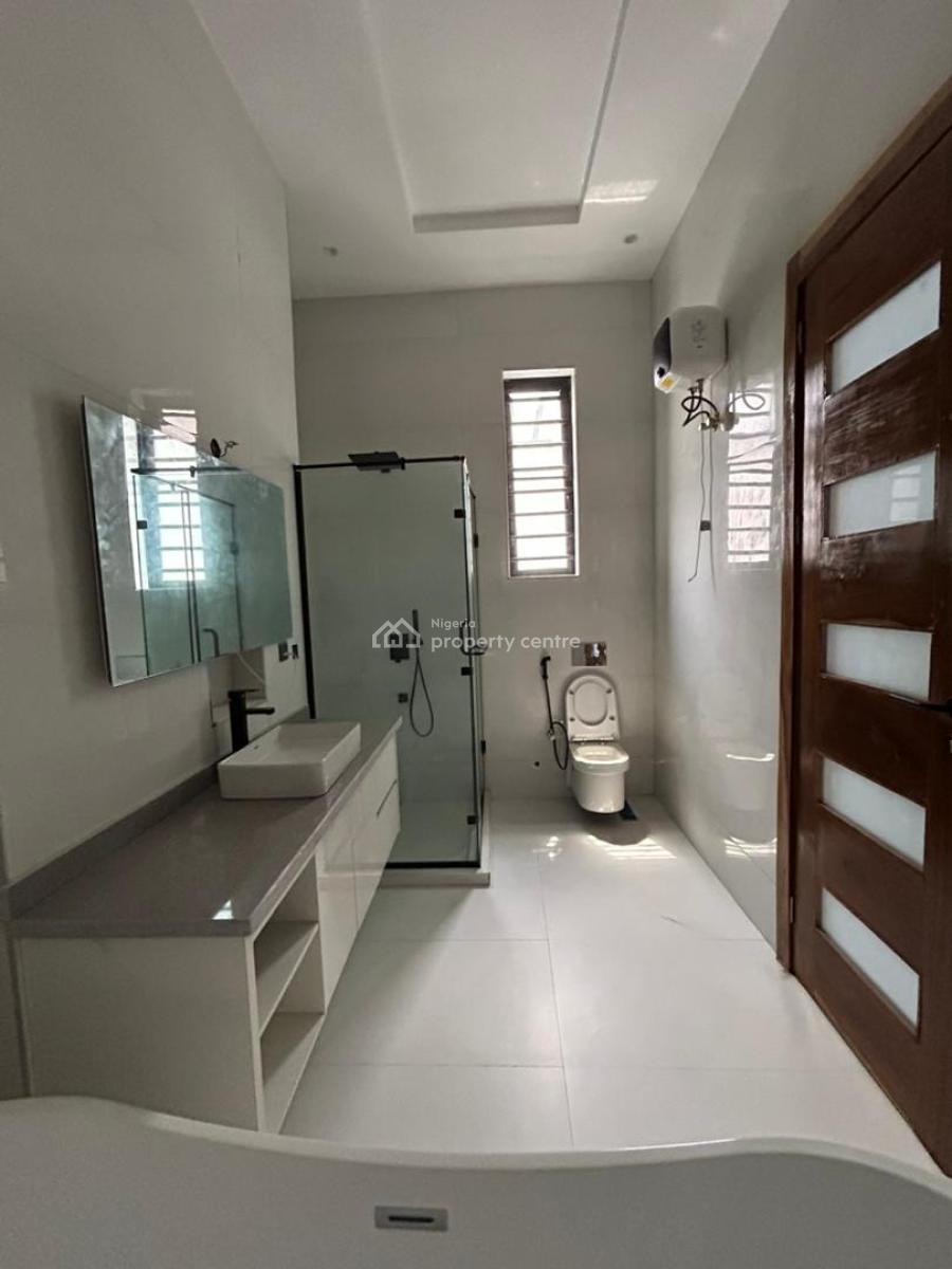 5-bedroom Detached House + Bq, Ikota, Lekki, Lagos, House for Sale
