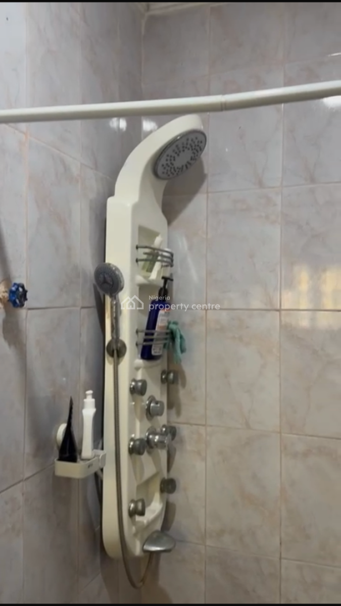 Luxury 3 Bedroom Apartment with Excellent Facility, Ologolo, Lekki, Lagos, Flat / Apartment for Rent