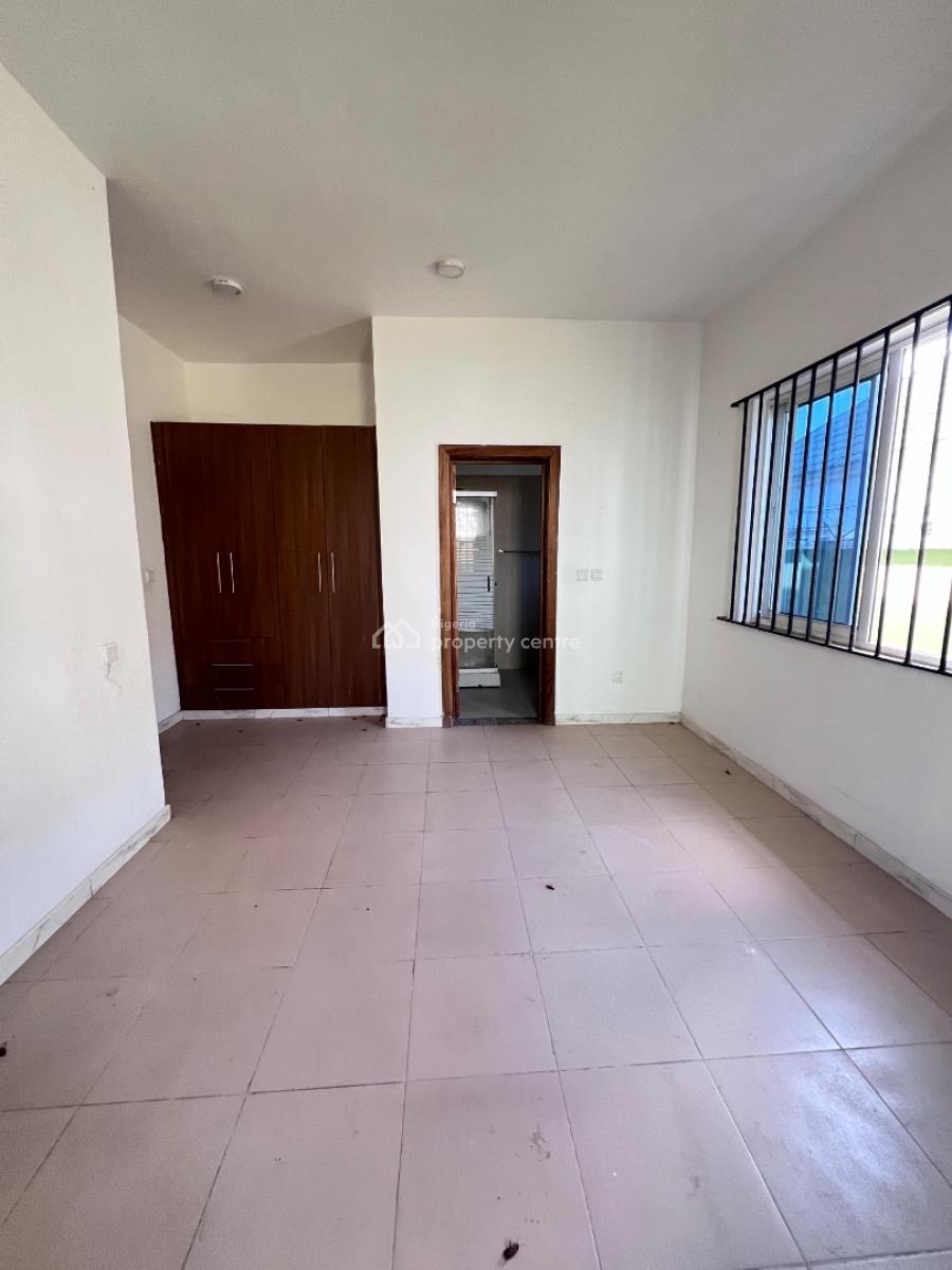3 Bedroom with Self Contain Bq, Lugbe District, Abuja, Detached Bungalow for Sale