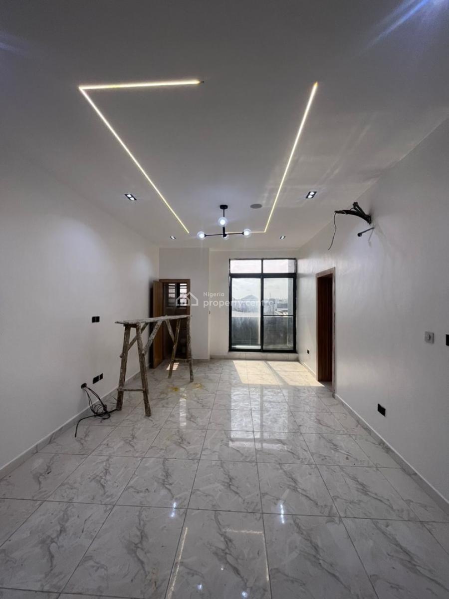 Luxury 2 Bedroom Flat with Excellent Facility, Ologolo, Lekki, Lagos, Flat / Apartment for Rent