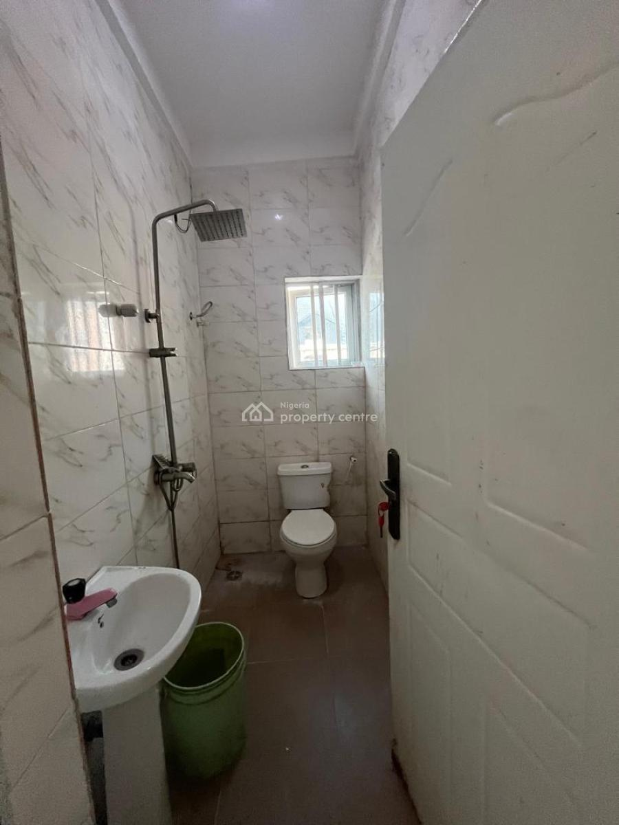 Well Maintained Self Contain Apartment, Thera Peace Zone, Sangotedo, Ajah, Lagos, Self Contain (single Rooms) for Rent