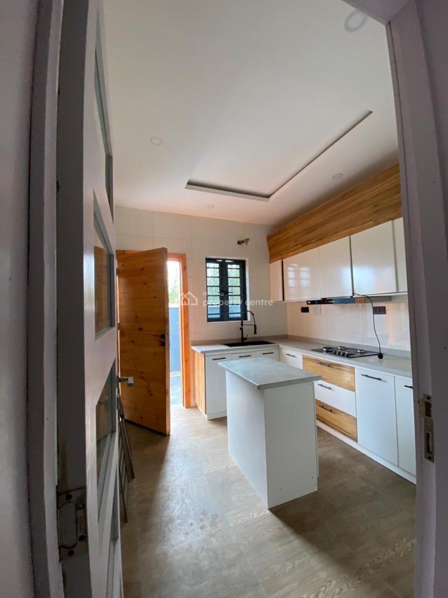 Standard 3 Bedroom Apartment, Green Vill Estate Badore, Ajah, Lagos, Flat / Apartment for Rent