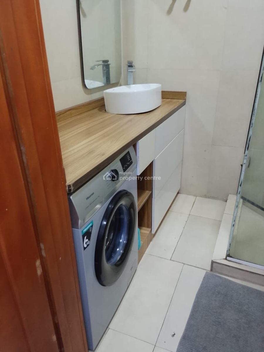 Clean Studio Apartment, Kenneth Agbakuru, Lekki Phase 1, Lekki, Lagos, Self Contain (single Rooms) for Rent